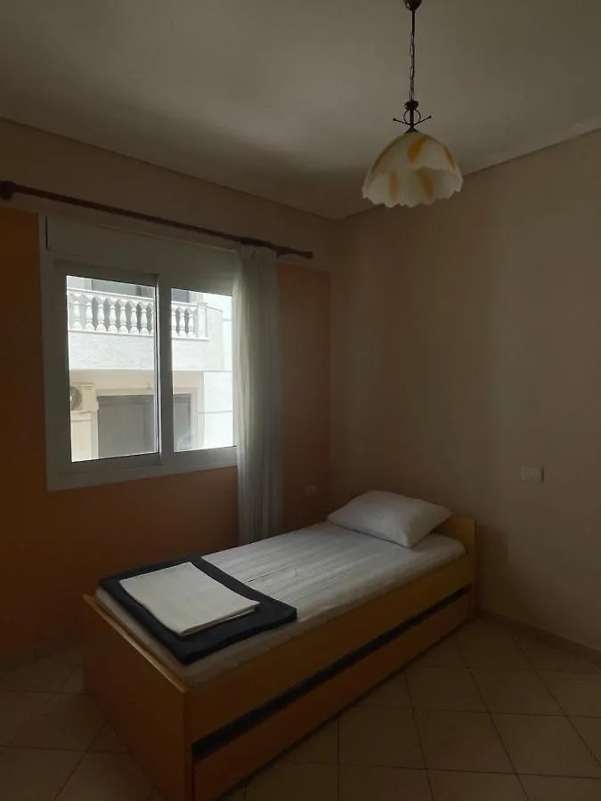 Leon Apartments 1 Sarande 0*,  Albania